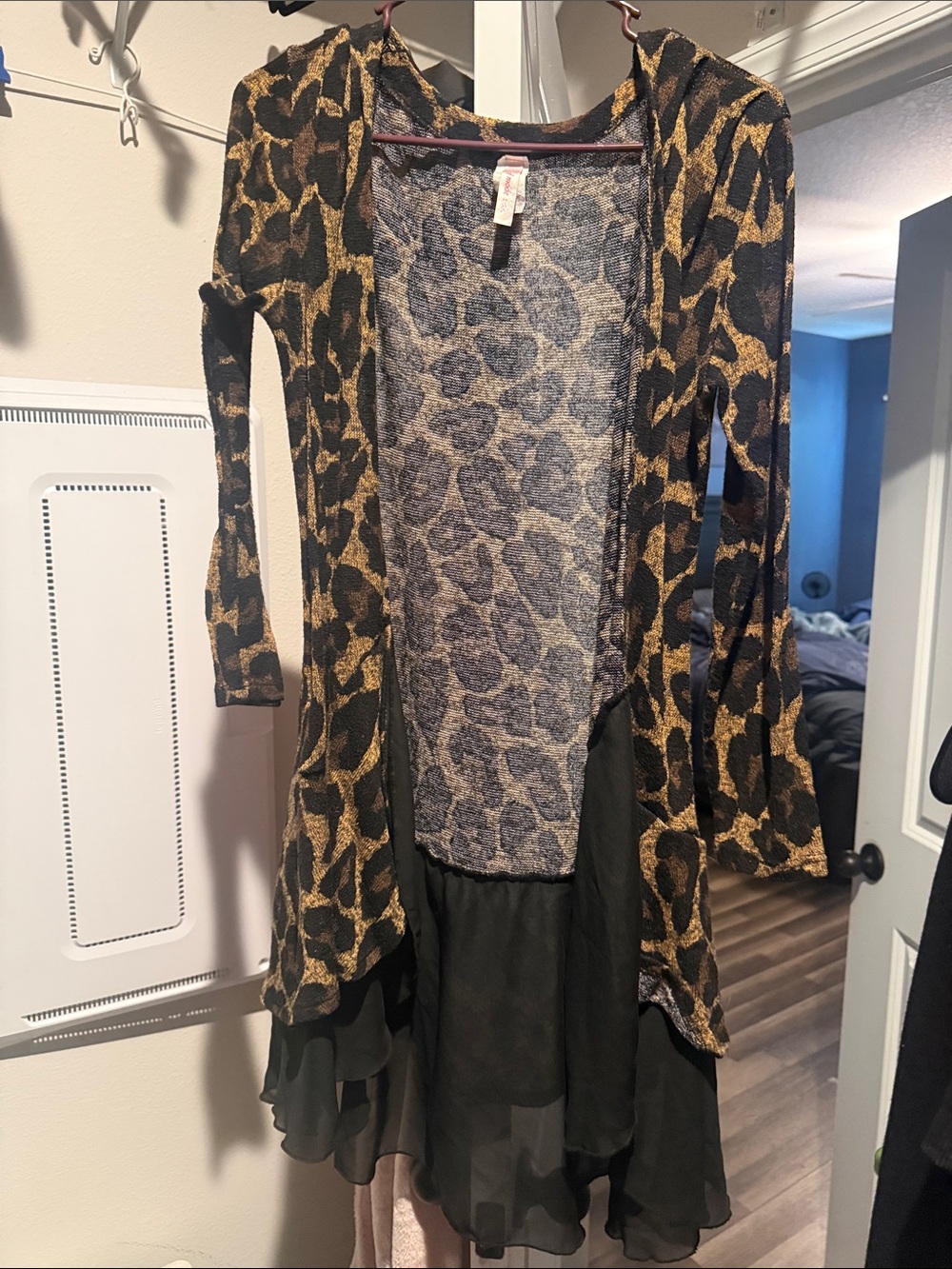 Women’s Printed Hooded Cardigan in Black and Gold